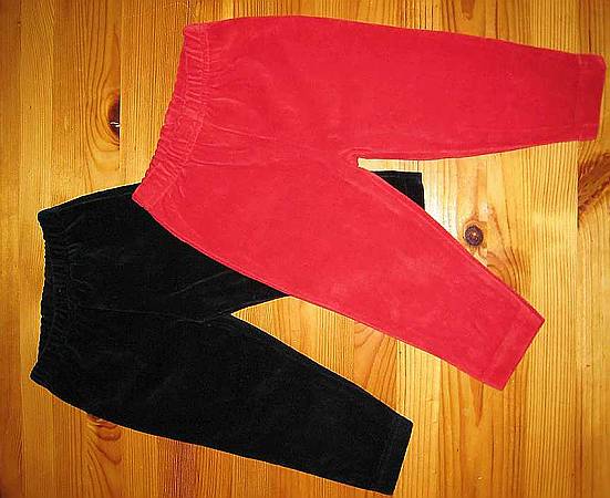 2014 chenille 80-86, 20 kr, sort ny og rød brukt 1 gang